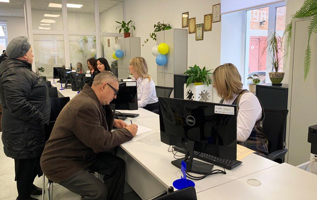 Нова карта країни: як ліквідація районів вплине на життя українців